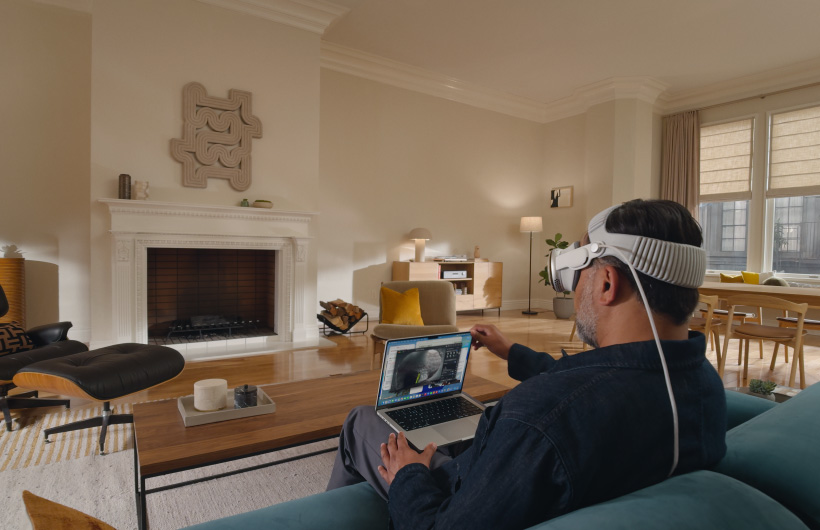Mac Virtual Display showing an ultrawide Mac screen in Apple Vision Pro